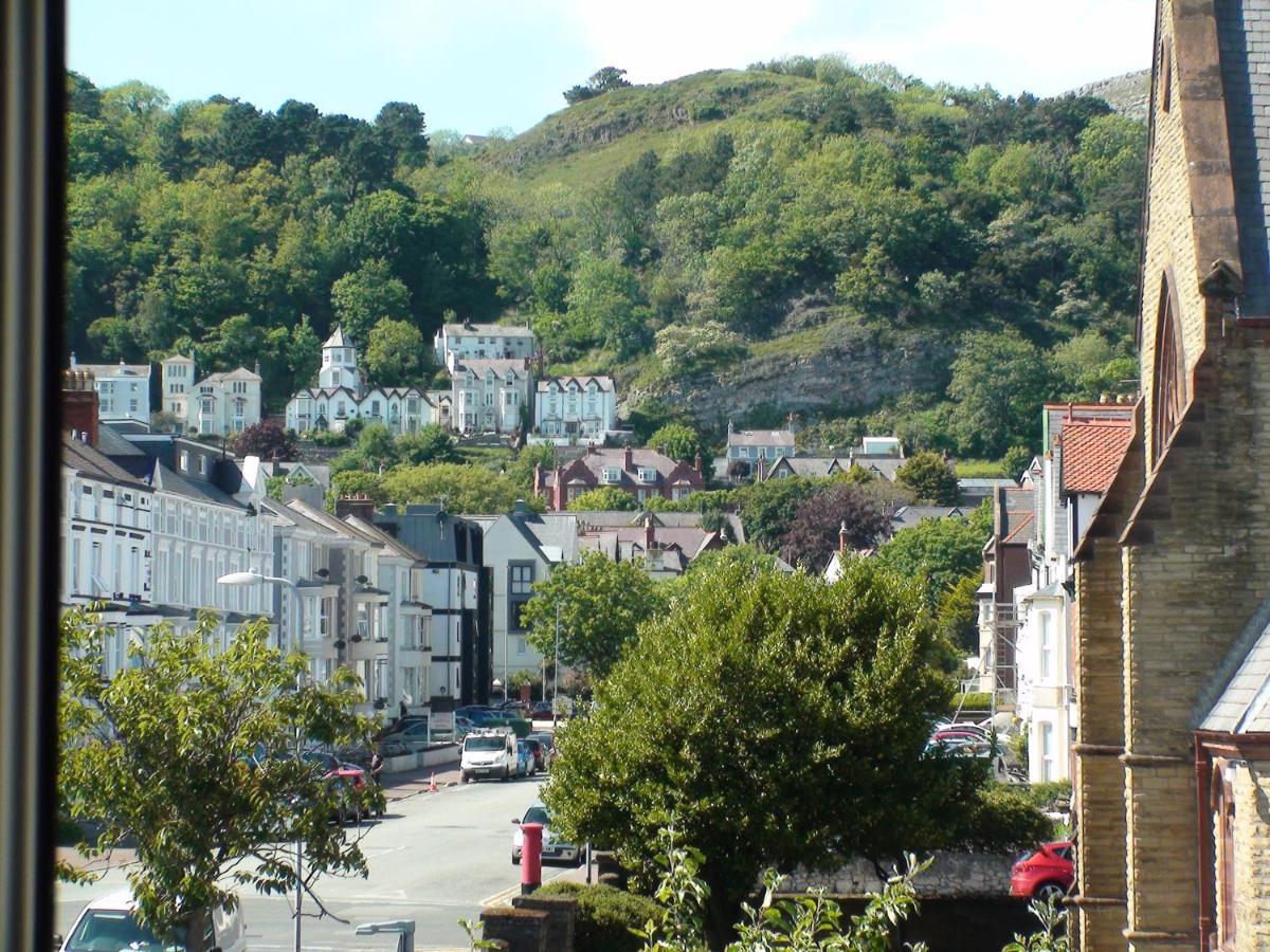 Bodeuron Guest House Llandudno Exterior photo