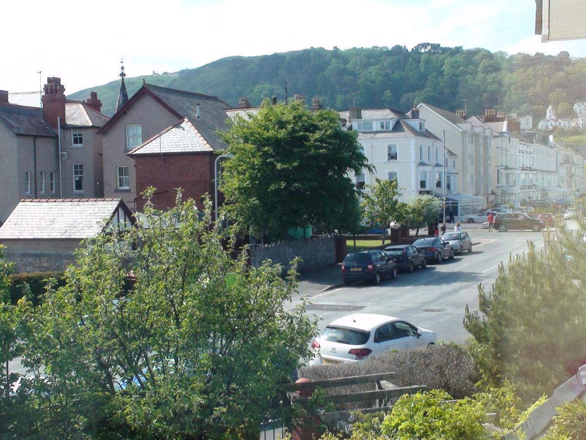 Bodeuron Guest House Llandudno Exterior photo
